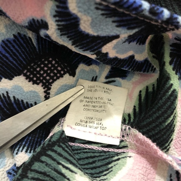Show Me Your Mumu Conga Baja Bloom Wrap Top M - Picture 8 of 8